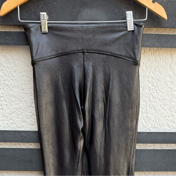 SPANX Faux Leather Leggings in Black | Small - Picture 6 of 7